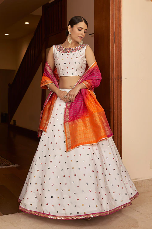 Indian Ethnic Wear Online Store | Silk lehenga, Net lehenga, Bridal lehenga  choli