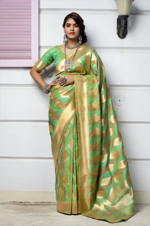 Weaving Silk Exclusive Green Banarasi Saree - BUYON