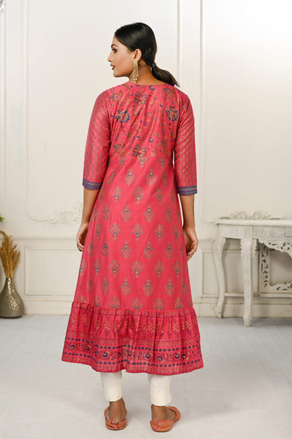 Red Cotton Kurti With Handprint And Light Embroidery