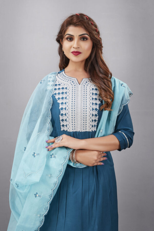 Blue Muslin Silk Lucknowi Style Salwar Kameez - BUYON