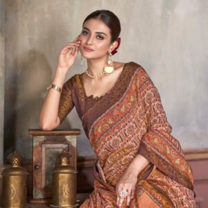 High-Definition Jacquard Zari Silk Blouse and Digital Printed Saree