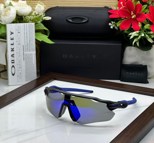 Oakley Sports Sunglasses (Blue) - BUYON