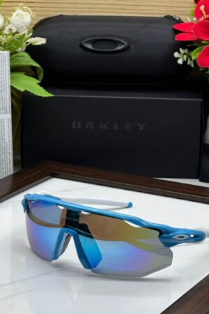 Oakley Sports Sunglasses For Men (White) - BUYON