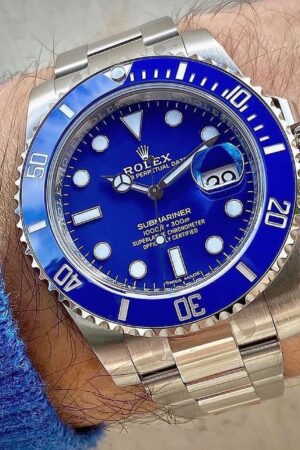 Rolex Submariner 41mm Men’s Watch – Blue Dial and Silver Bracelet