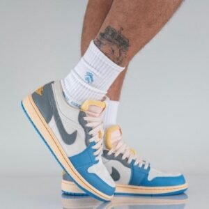 Nike Air Jordan 1 Low SE Tokyo Vintage Sneakers