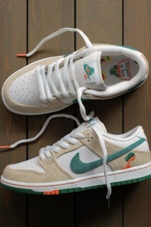 Nike SB Dunk Low JERRITOS Sneakers