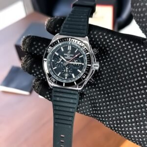 Breitling Black Chronograph Watch for Men 2